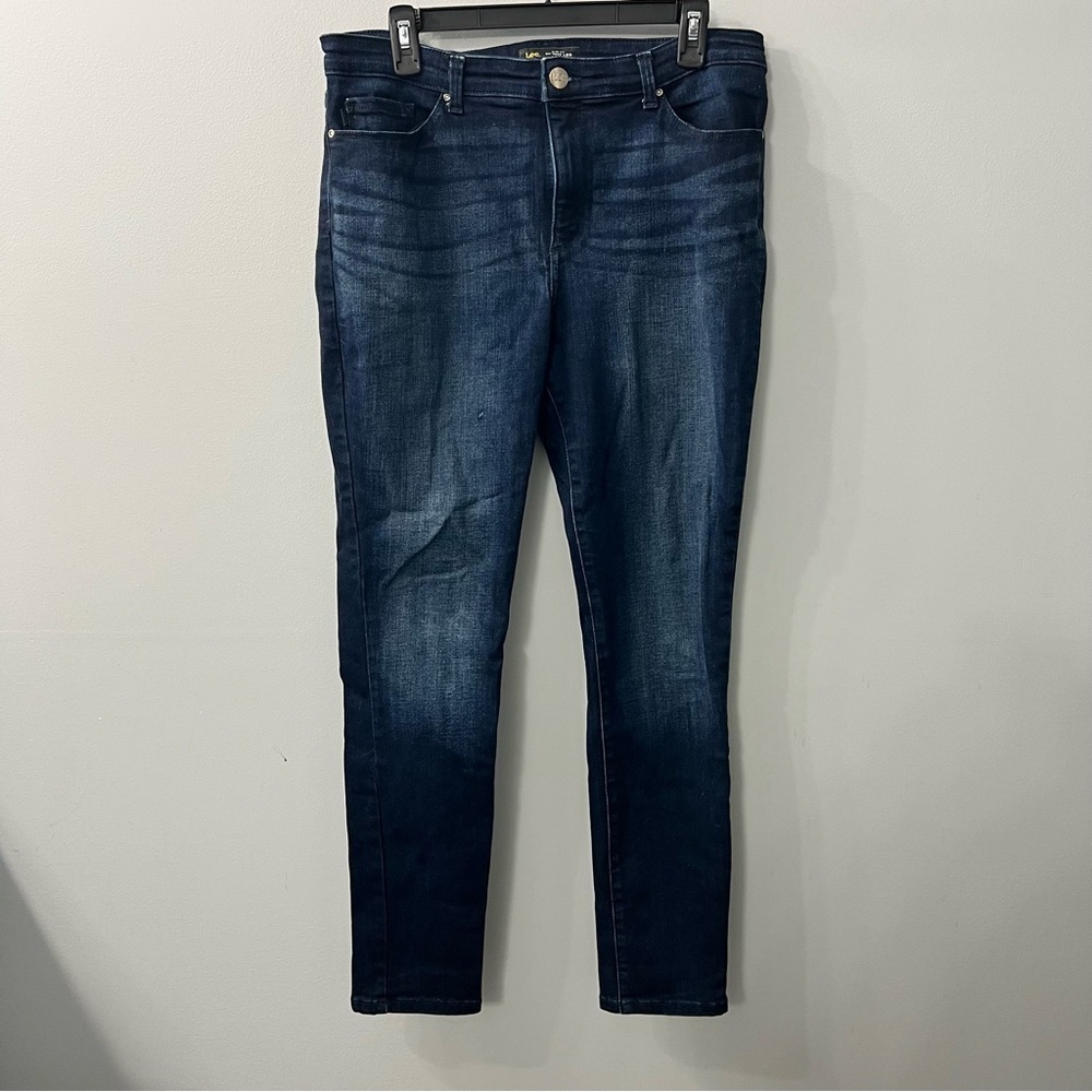 Lee Slim Fit Skinny Leg Mid Rise Sculpting Dark Wash Jeans 12 Medium